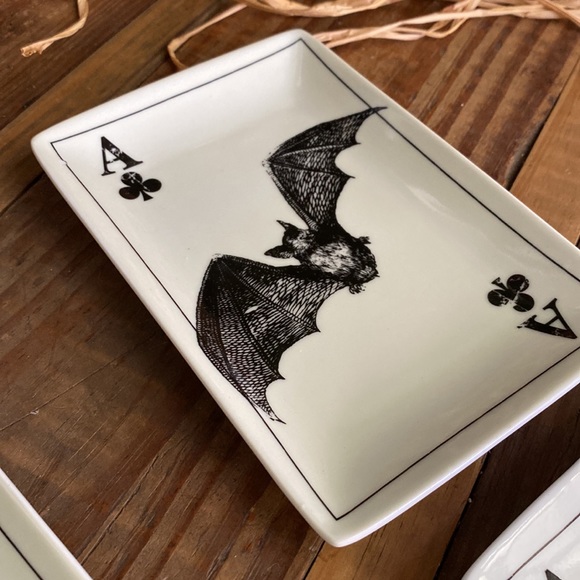 Pottery Barn Rare Terrifying Ace Playing Cards with Spooky Image Plates 🦉💀🕷🦇 - Picture 6 of 16